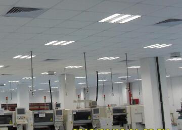 廠房車間螺桿式中央空調(diào)安裝工程